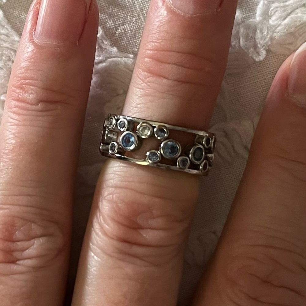 💙💎💍 Cute Blue & Clear Stone Silver Ring-Size 6